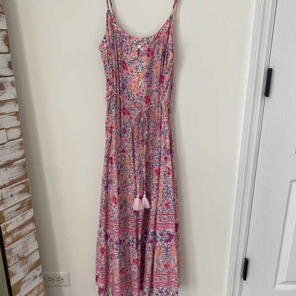 Aakaa maxi pink floral dress